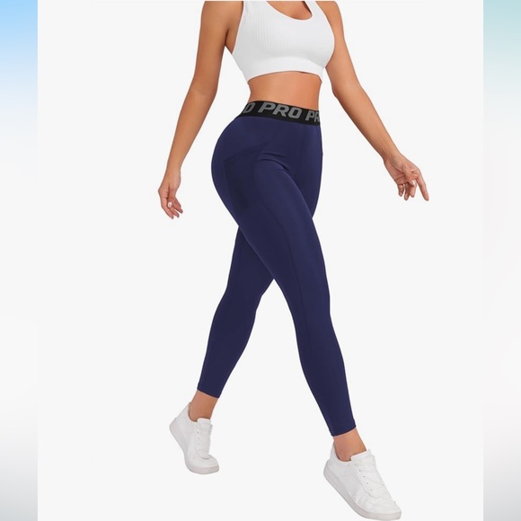 LALA BIRDS | High-waisted Dark Blue Lightweight Leggings with Pockets - Picture 3 of 6